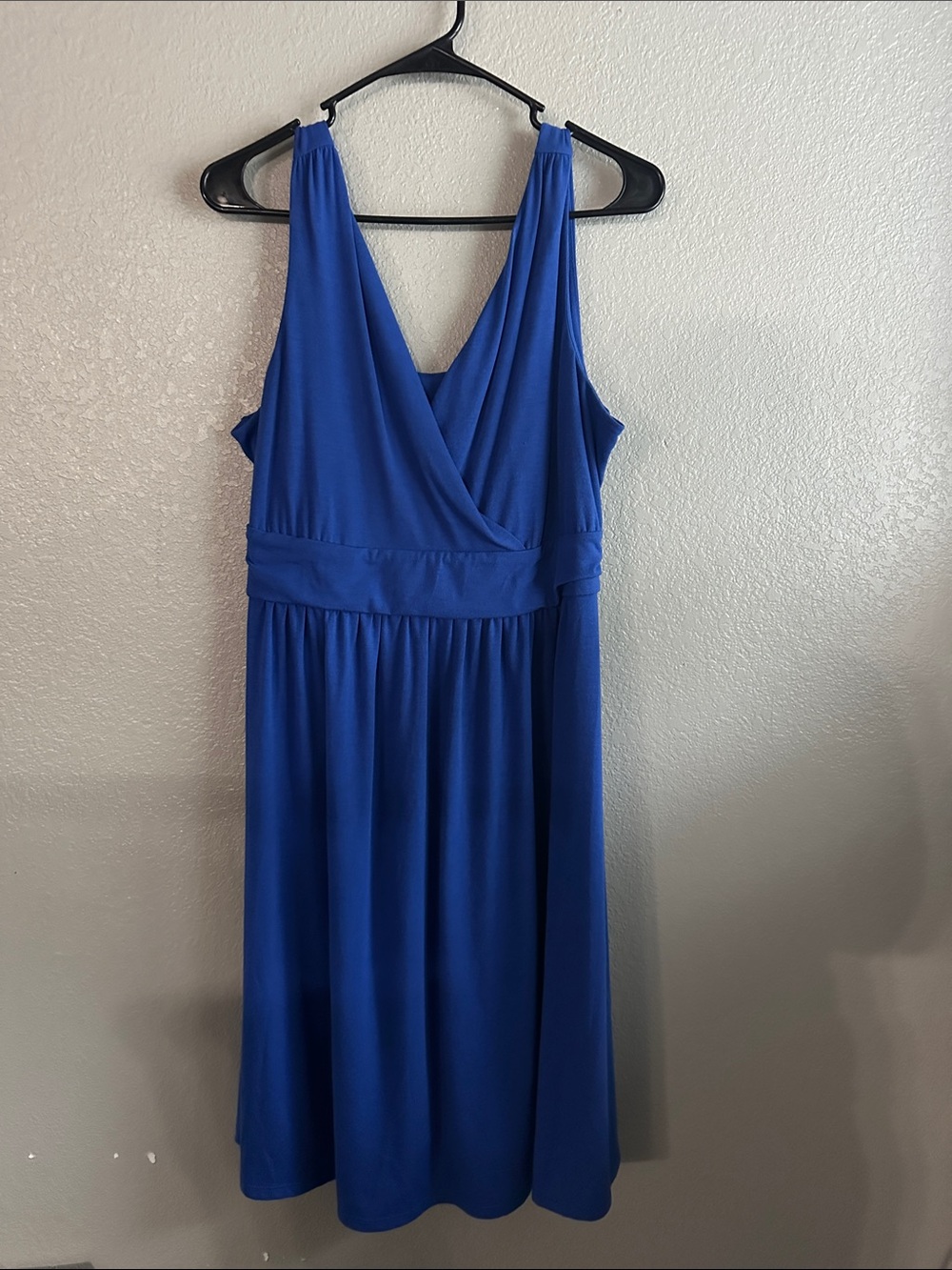 Old Navy Royal Blue Sleeveless V-Neck Midi Dress